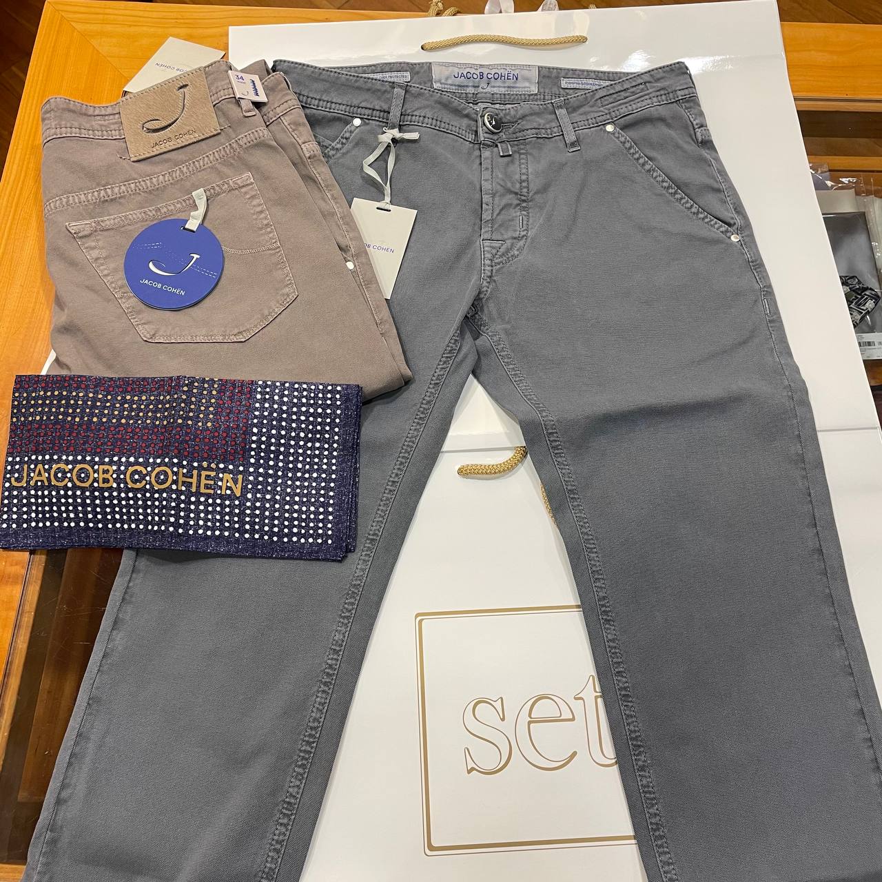 pantaloni jacob cohen